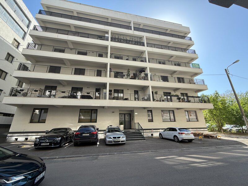 Nordulu, Herastrau, Str. Barajul Arges, totul nou, loc parcare inclus.